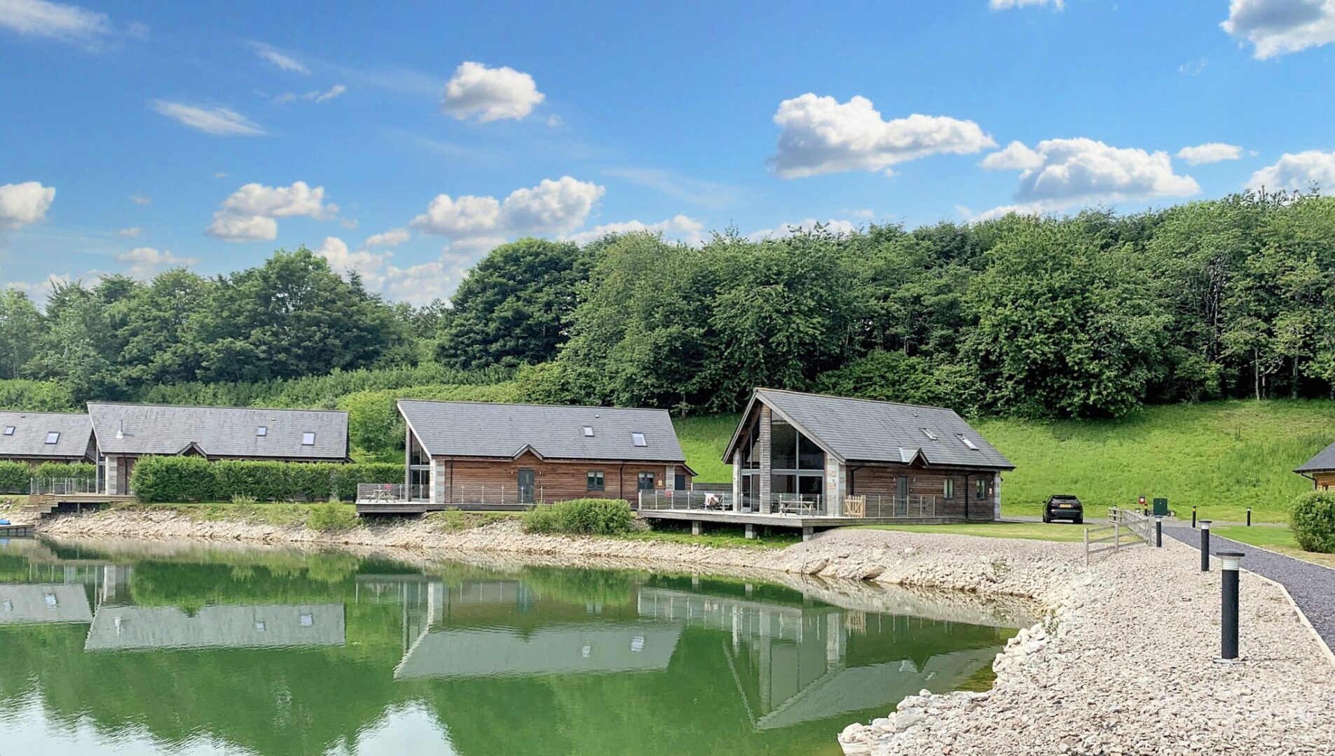 3 Bedroom Lodge For Sale Twin Lakes